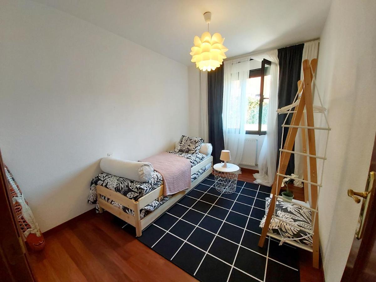 Castro Costa Norte Apartamento Jardin Garaje Castro Urdiales Eksteriør bilde